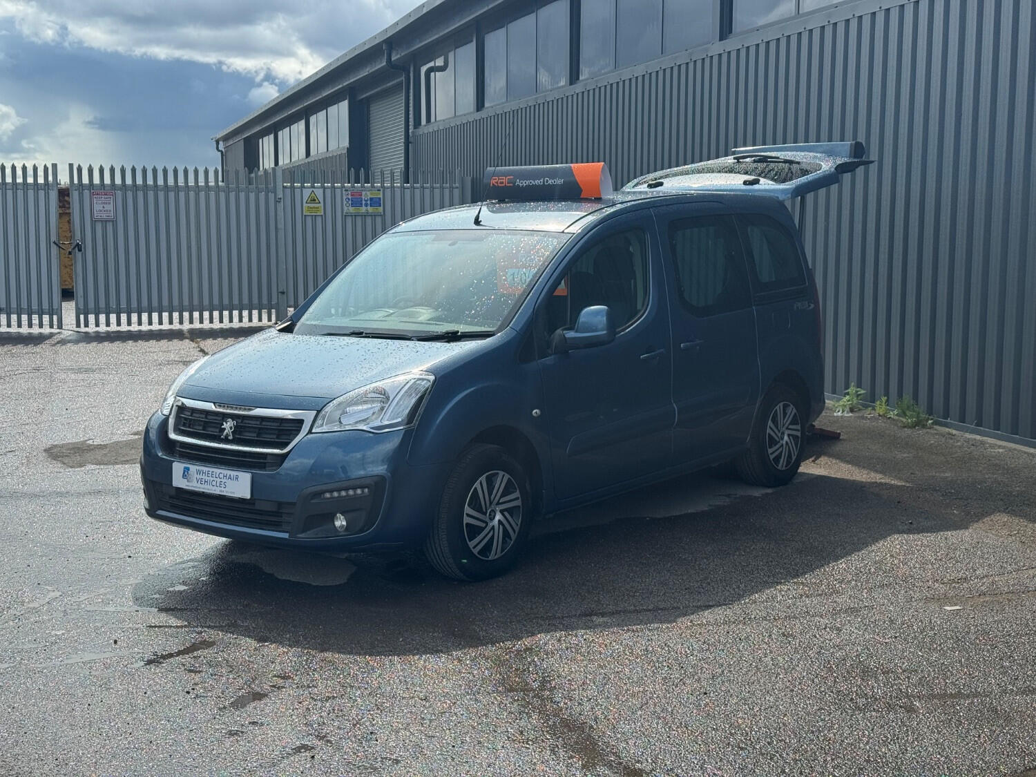 Used Peugeot Partner 2016 for sale - 76793931: Photo 9