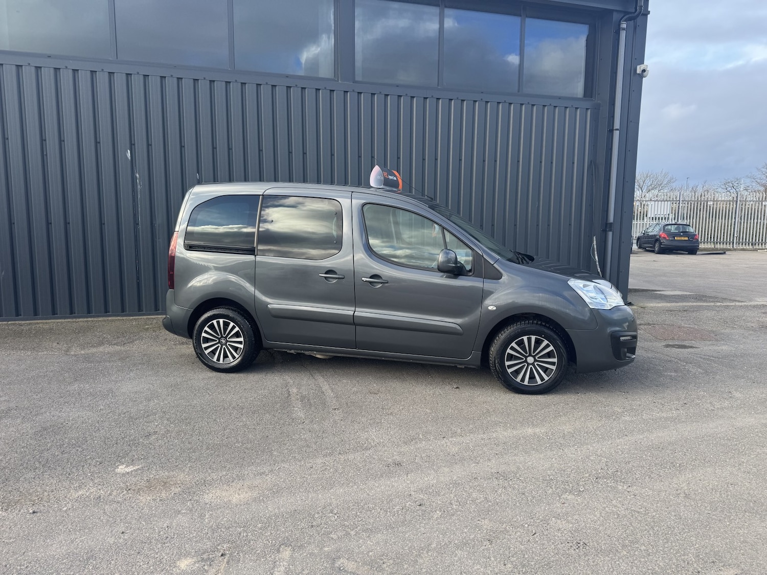 Used Peugeot Horizon 2018 for sale - 77881104: Photo 2