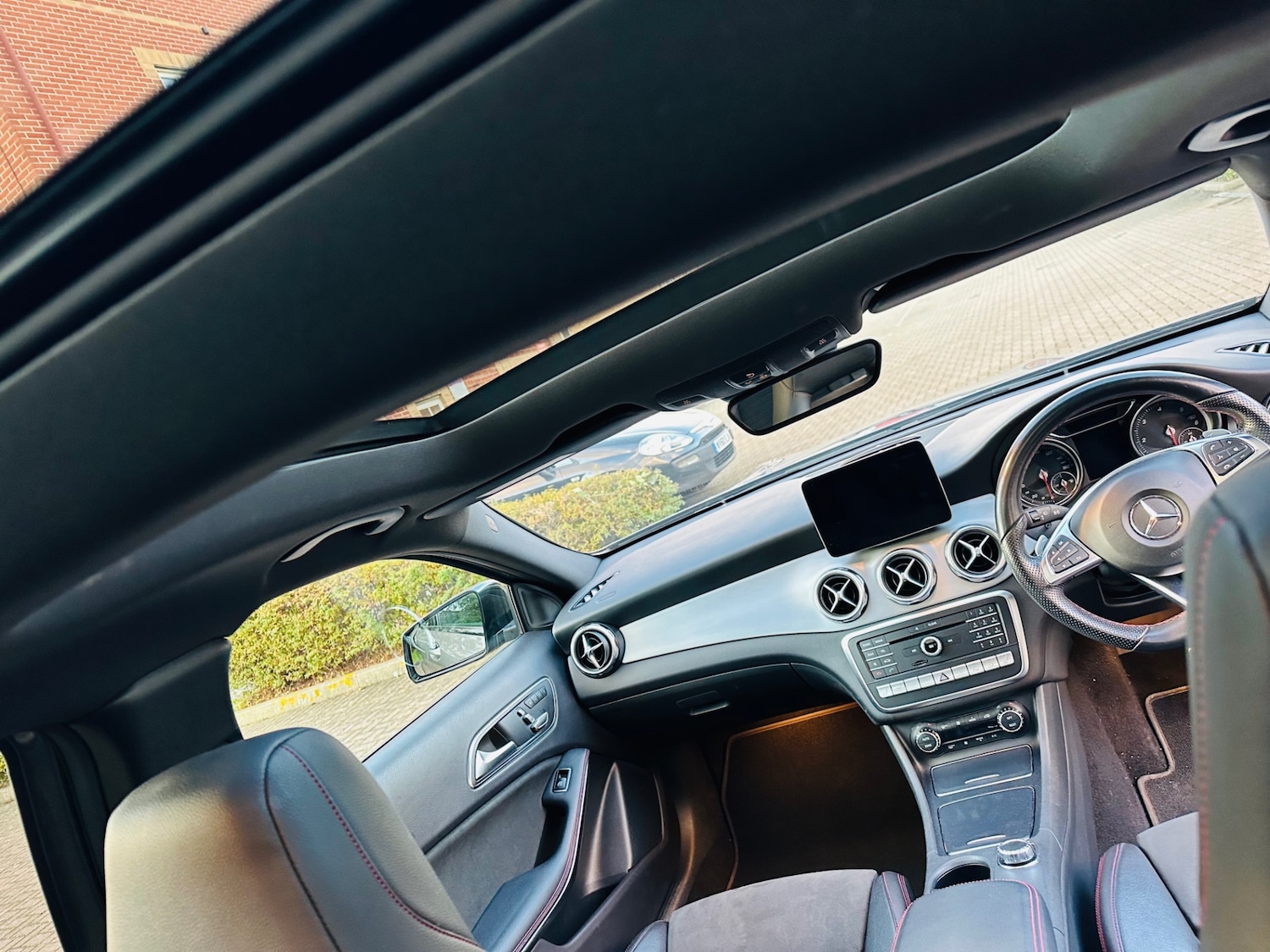 Used Mercedes-Benz GLA 2017 for sale - 76690091: Photo 12