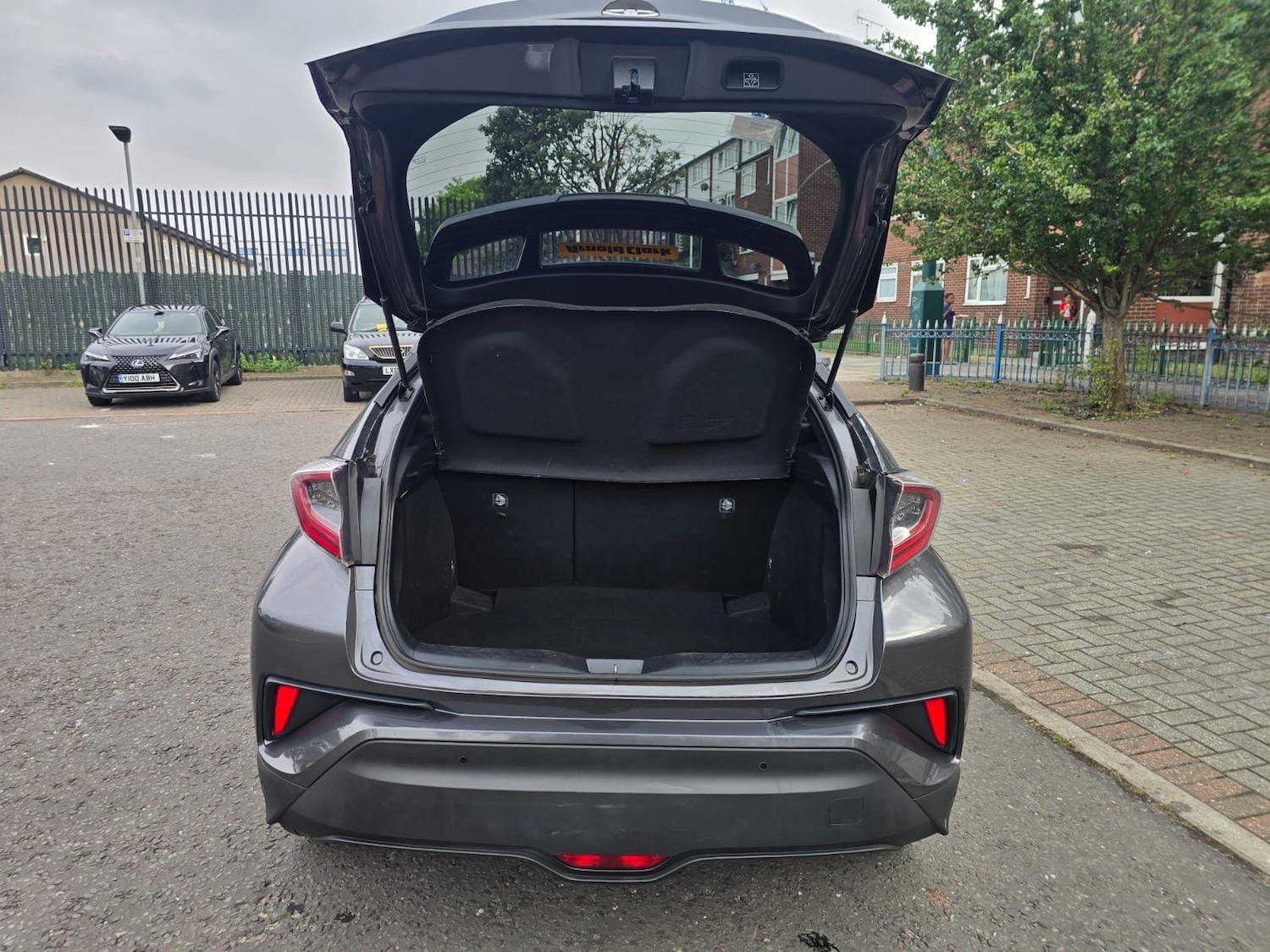 Used Toyota C-HR 2019 for sale - 76185917: Photo 21