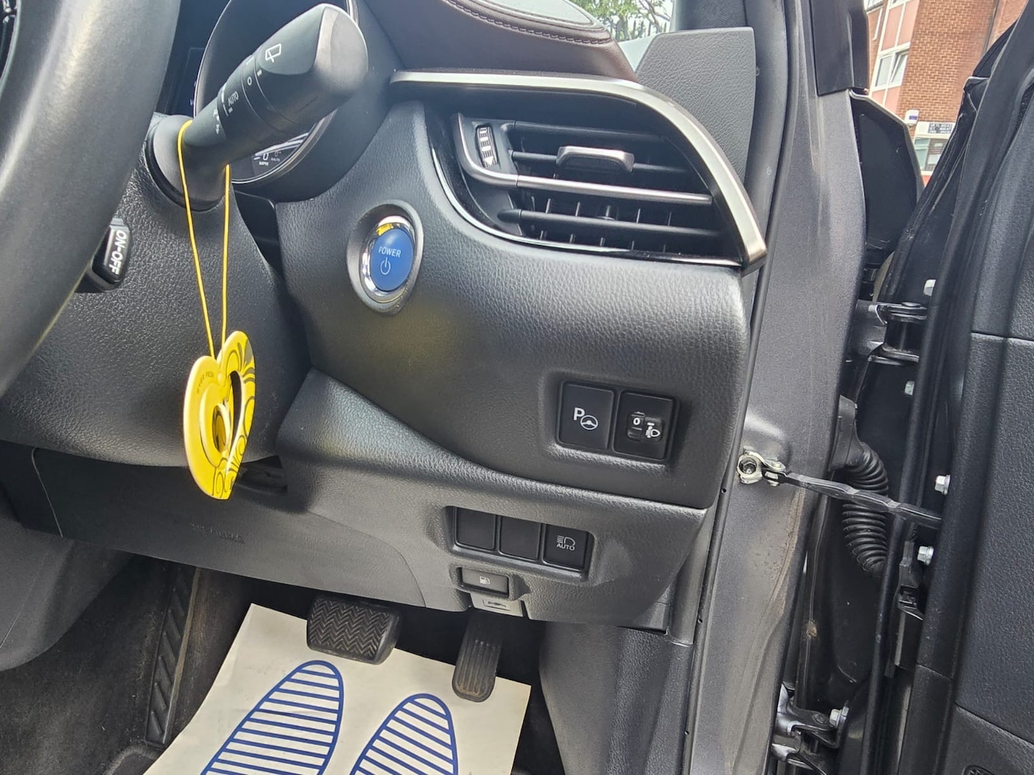 Used Toyota C-HR 2019 for sale - 76185917: Photo 27