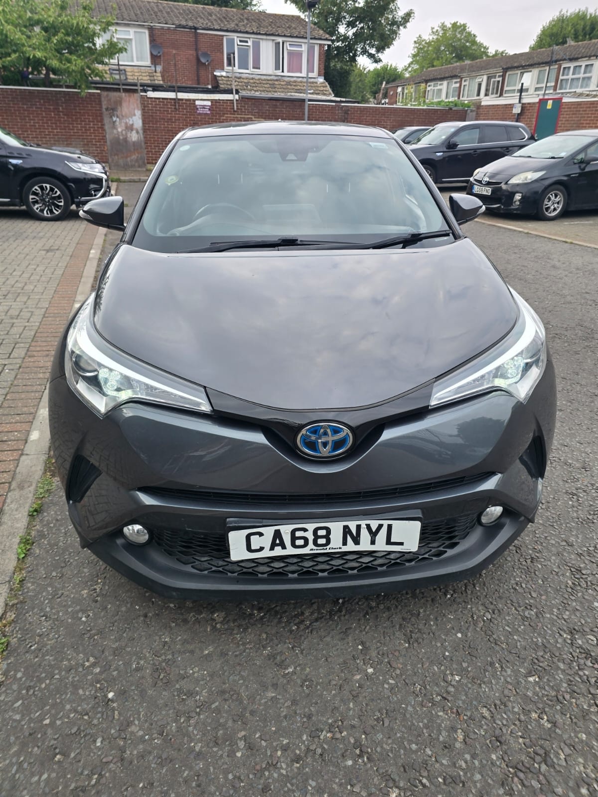 Used Toyota C-HR 2019 for sale - 76185917: Photo 4