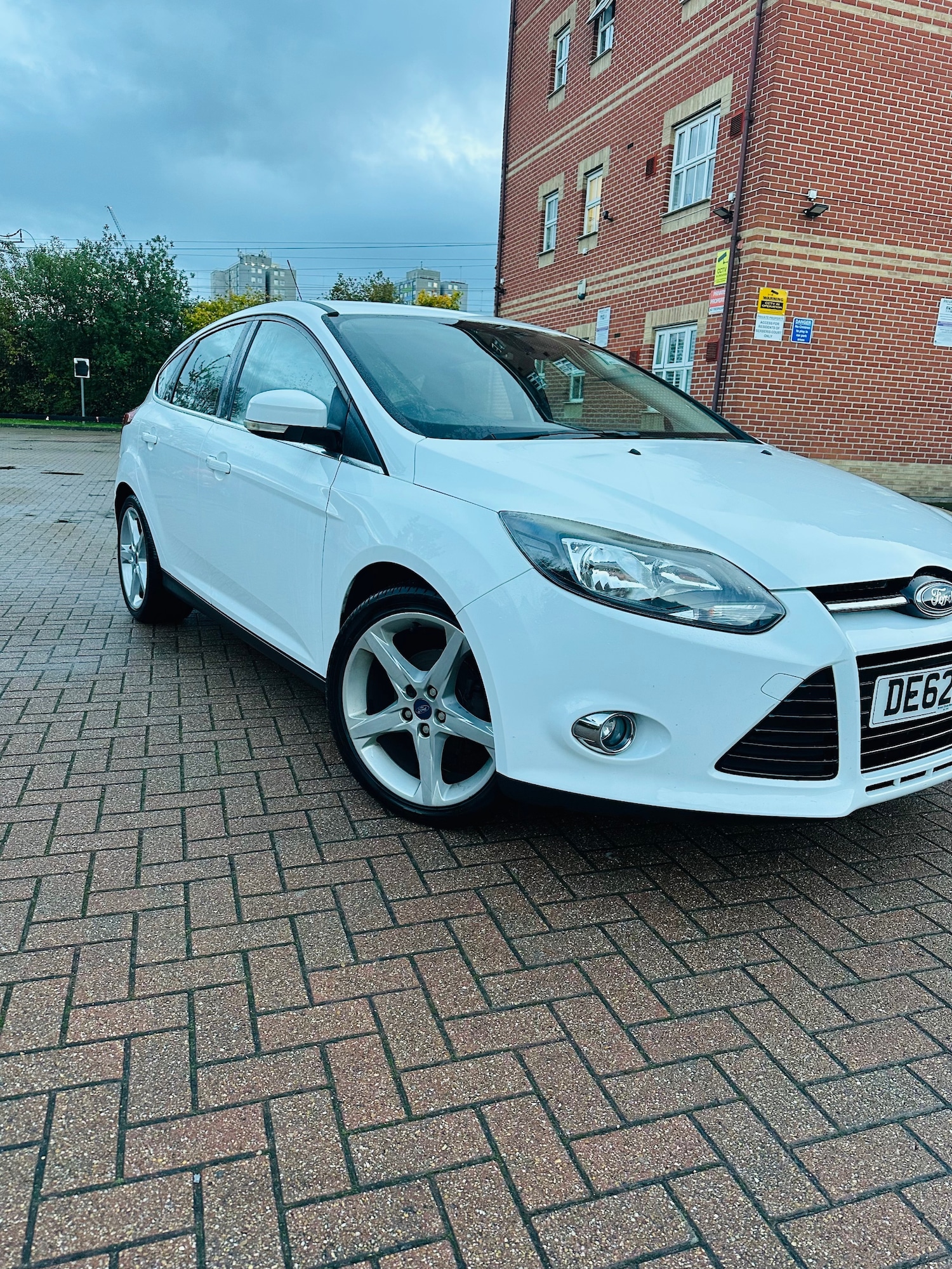 Used Ford Focus 2012 for sale - 76335276: Photo 2