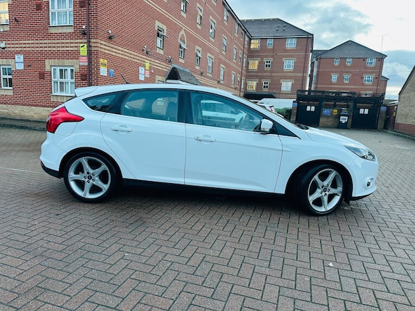 Used Ford Focus 2012 for sale - 76335276: Photo 3