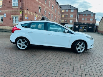 Used Ford Focus 2012 for sale - 76335276: Photo 3