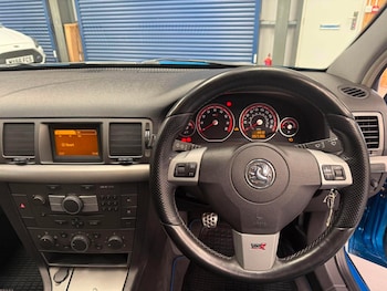 Used Vauxhall Vectra 2006 for sale - 79302381: Photo