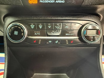 Used Ford Fiesta 2019 for sale - 79177698: Photo