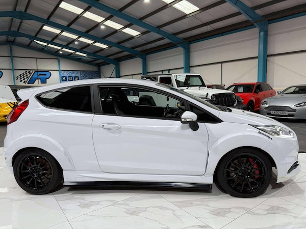 Used Ford Fiesta 2014 for sale - 75299755: Photo 12