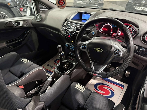 Used Ford Fiesta 2014 for sale - 75299755: Photo 5