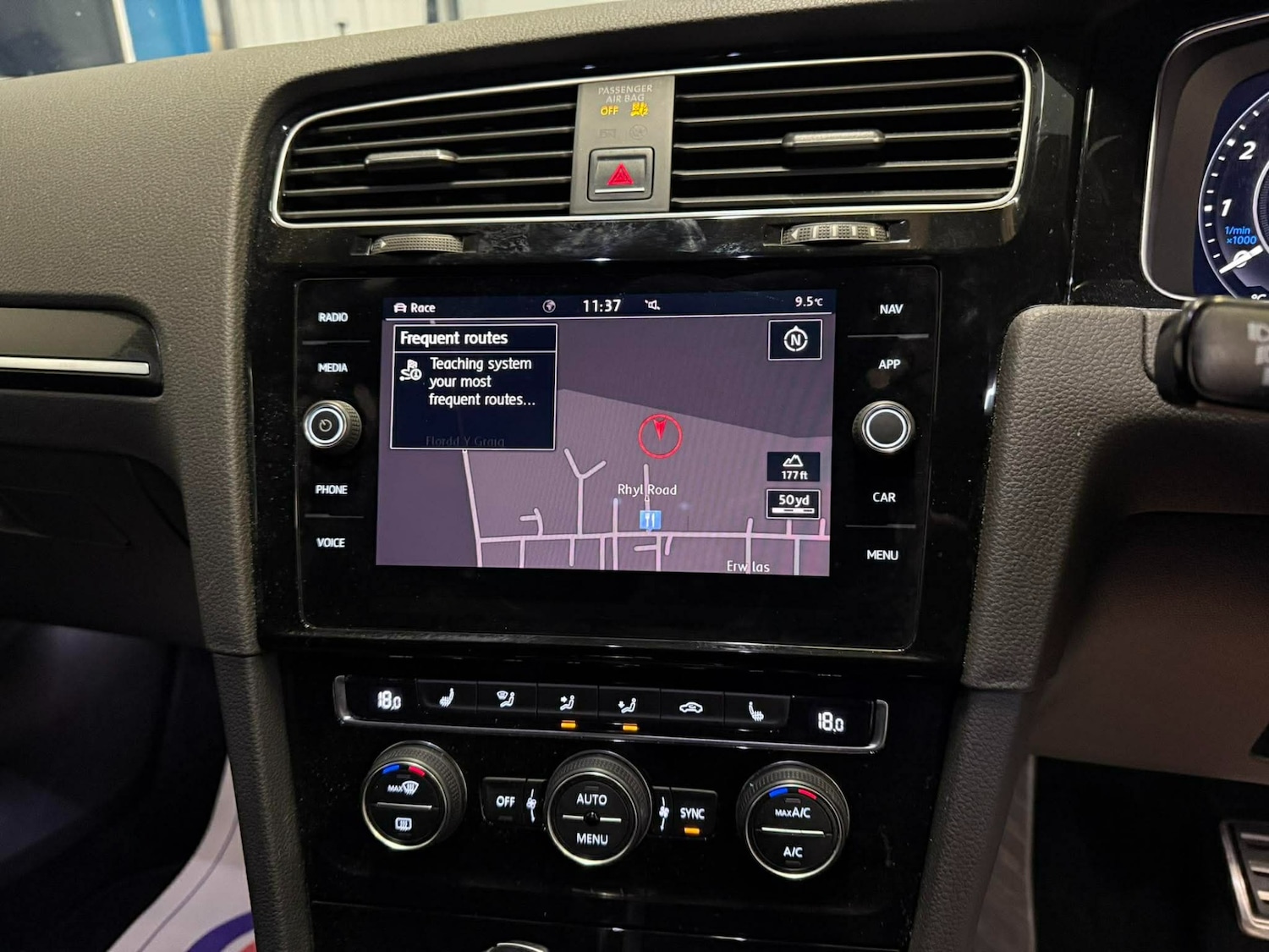 Used Volkswagen Golf 2017 for sale - 78140047: Photo 3