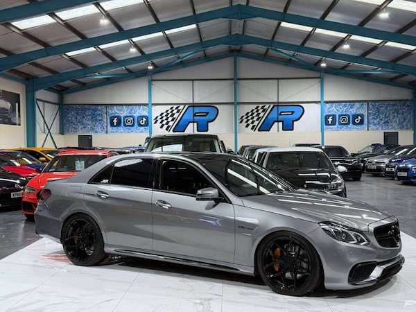 Used Mercedes-Benz E-Class 2013 for sale - 75261828: Photo 1