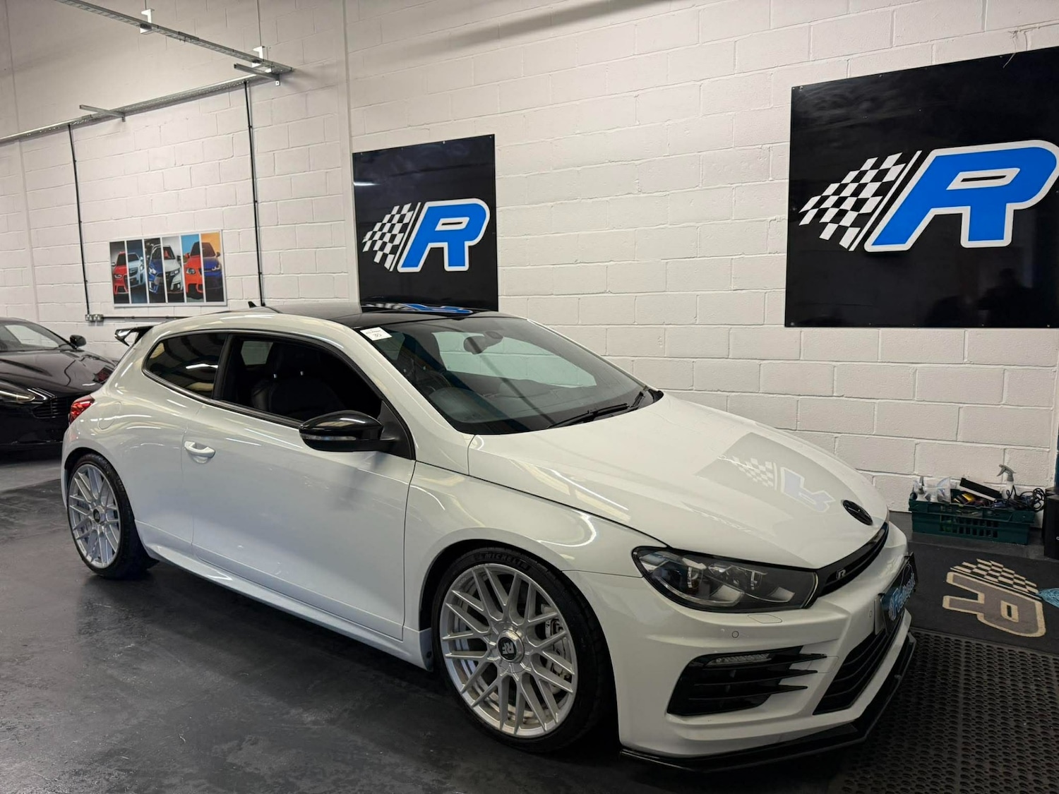 Used Volkswagen Scirocco 2015 for sale - 77708377: Photo 1