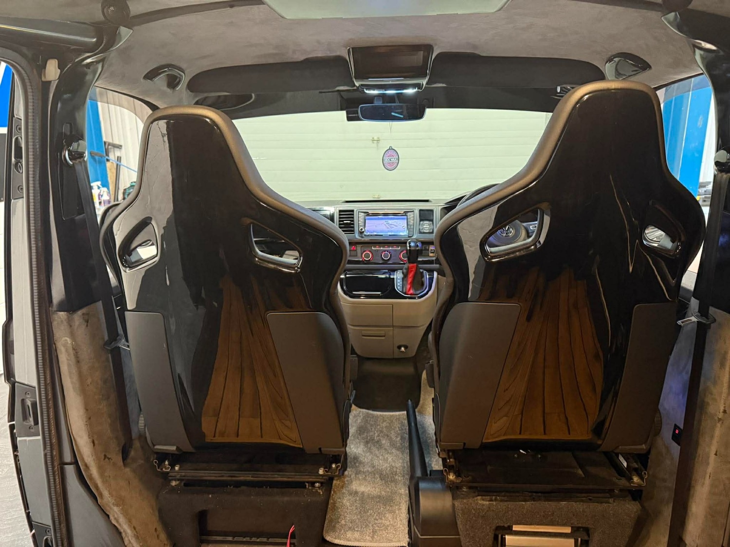 Used Volkswagen Transporter 2017 for sale - 77558710: Photo 11