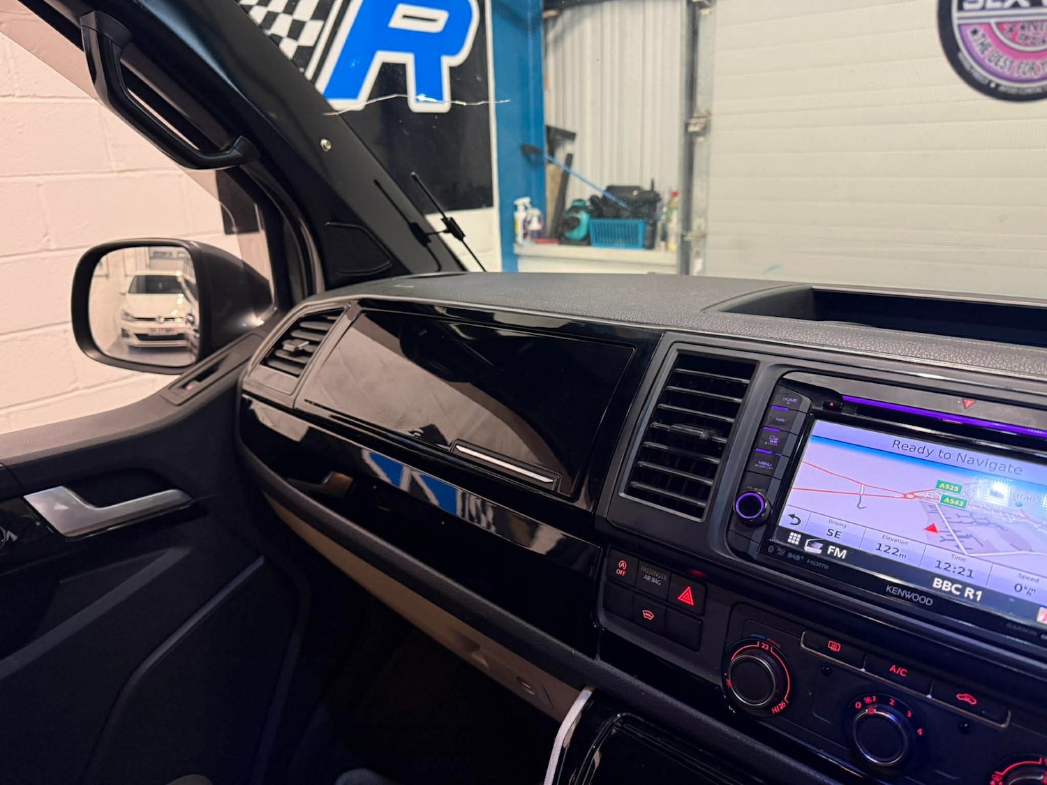 Used Volkswagen Transporter 2017 for sale - 77558710: Photo 16