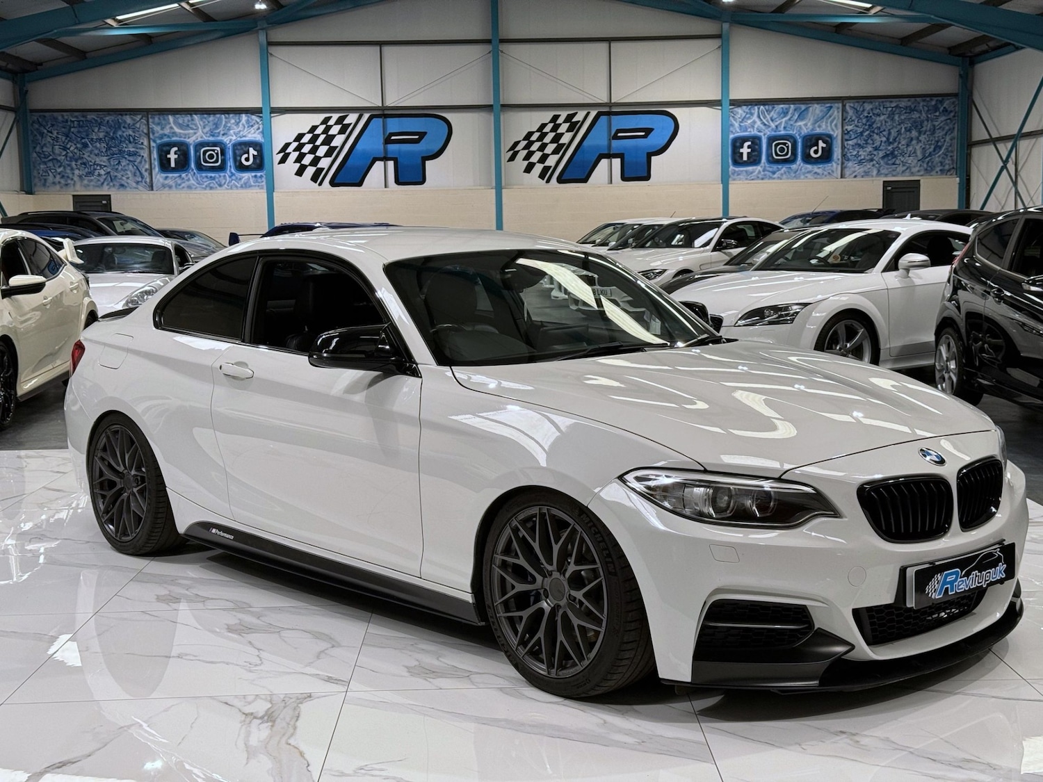 Used BMW 2 Series 2016 for sale - 70553496: Photo 1