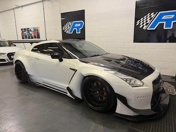 Nissan GT-R feature image