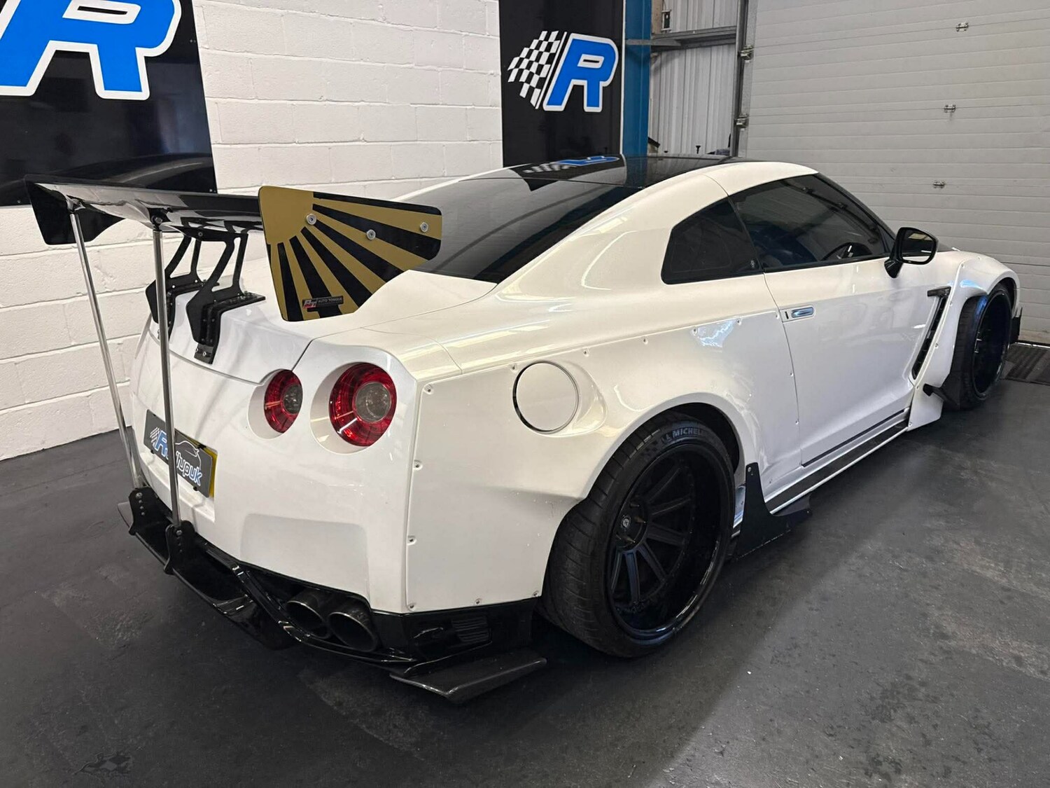 Used Nissan GT-R 2012 for sale - 78090624: Photo 6