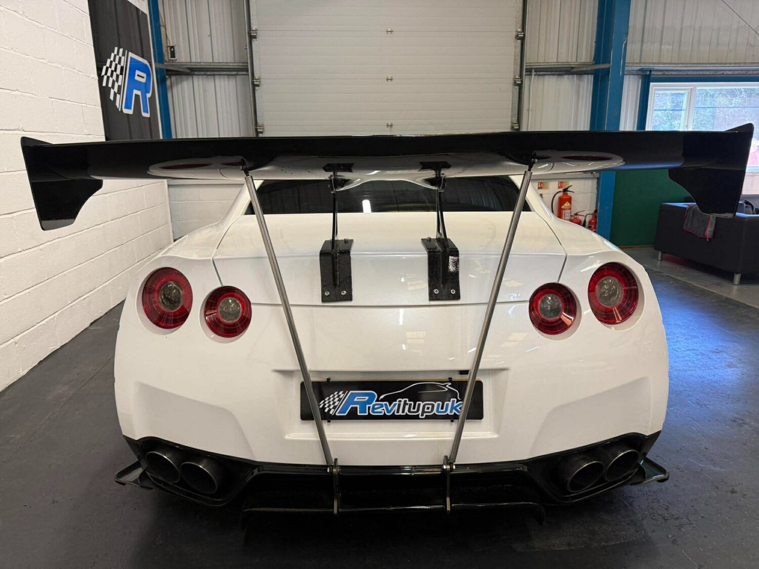 Used Nissan GT-R 2012 for sale - 78090624: Photo 8