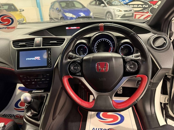 Used Honda Civic 2016 for sale - 76237378: Photo 14