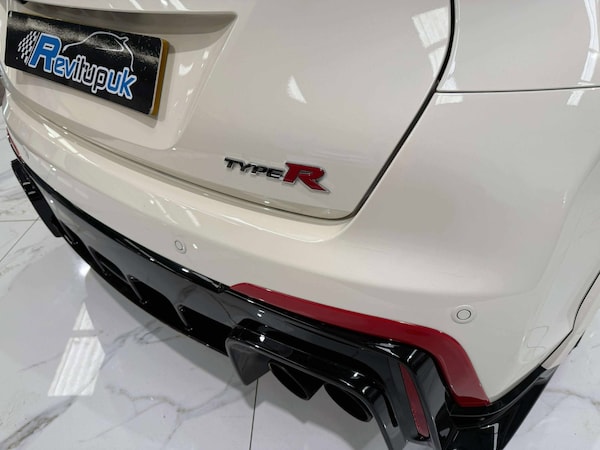 Used Honda Civic 2016 for sale - 76237378: Photo 9