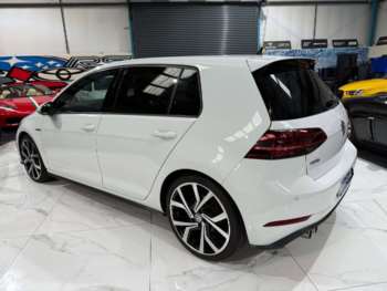 Used Volkswagen Golf 2019 for sale - 74424786: Photo