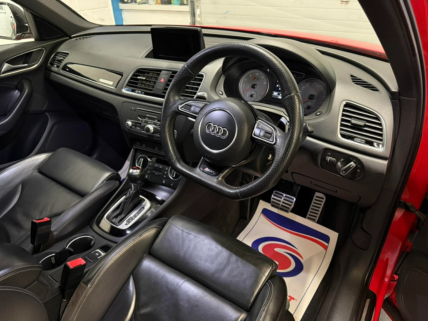 Used Audi RS Q3 2015 for sale - 78139650: Photo 12