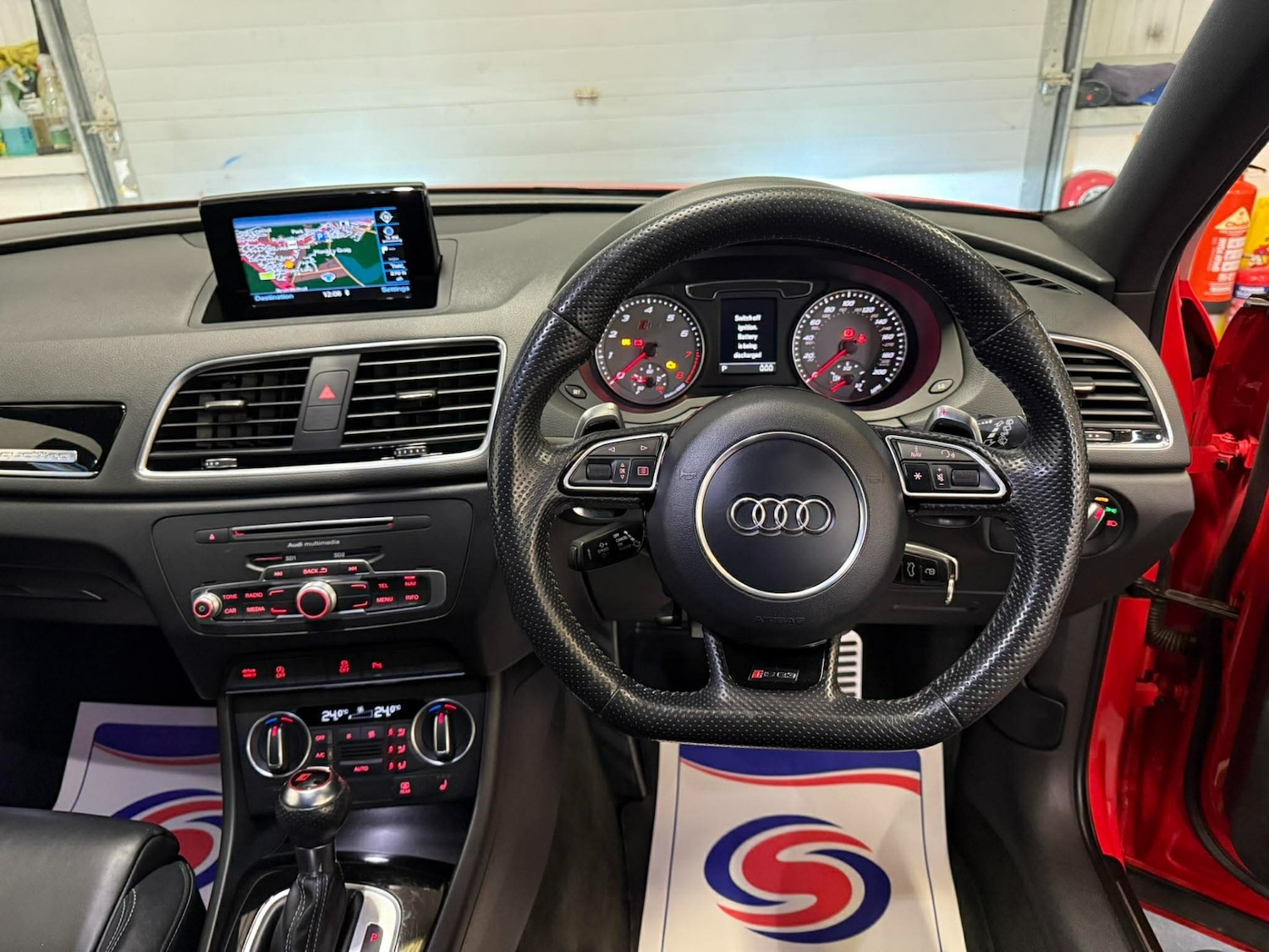 Used Audi RS Q3 2015 for sale - 78139650: Photo 8