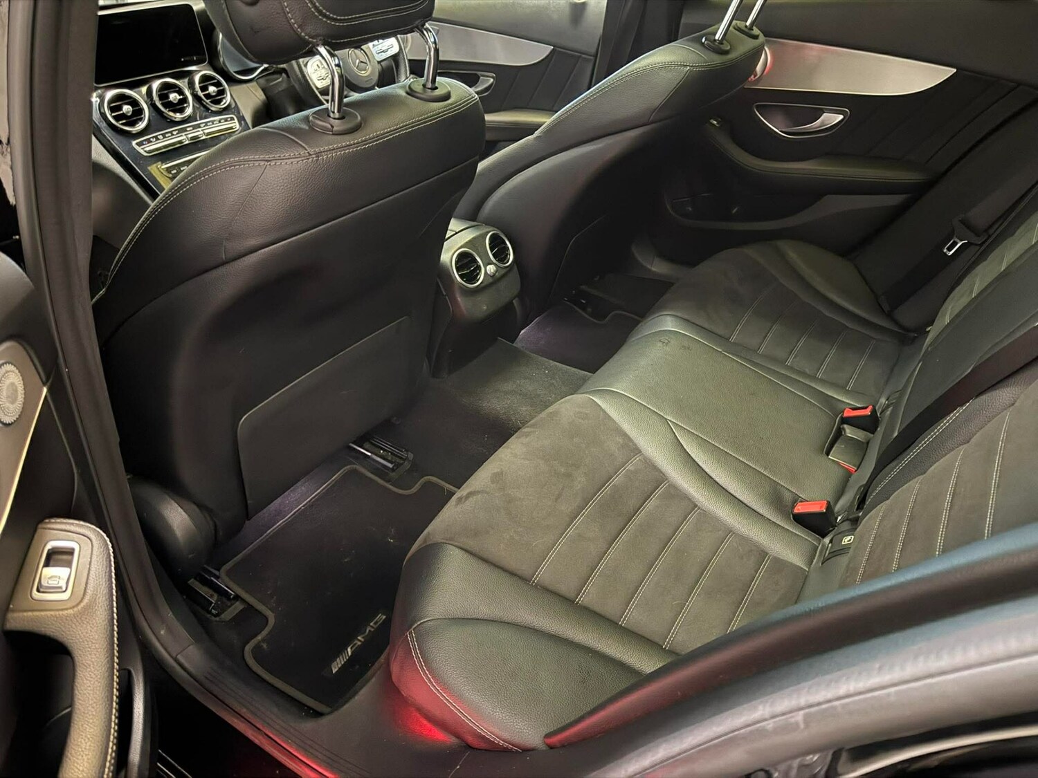 Used Mercedes-Benz C Class 2018 for sale - 78141013: Photo 9