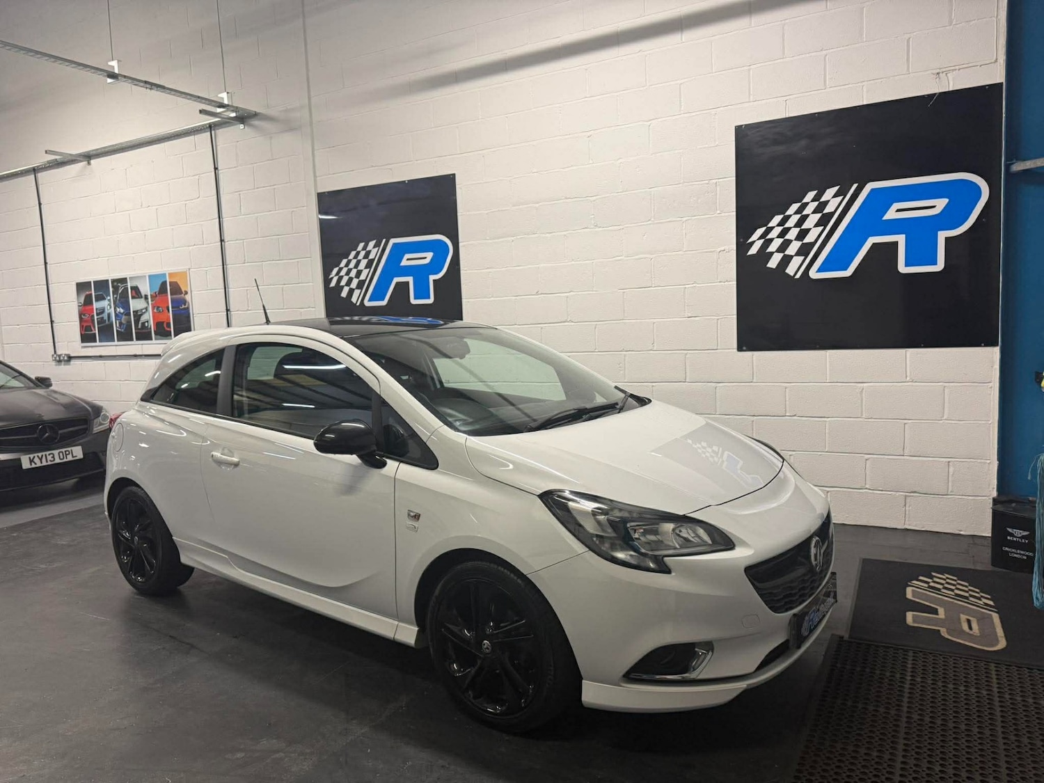 Used Vauxhall Corsa 2015 for sale - 77906819: Photo 1