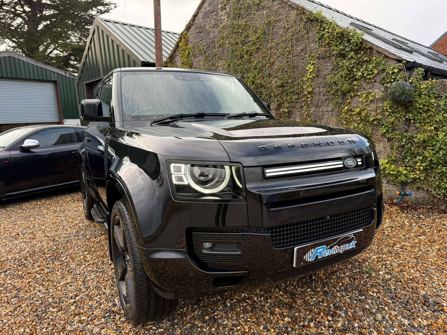 Used Land Rover Defender 2024 for sale - 77173380: Photo 11