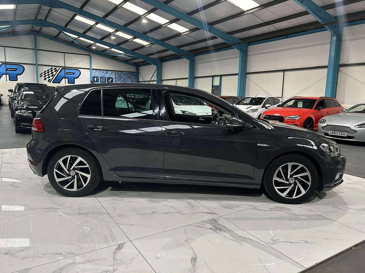 Used Volkswagen Golf 2020 for sale - 76643154: Photo 4