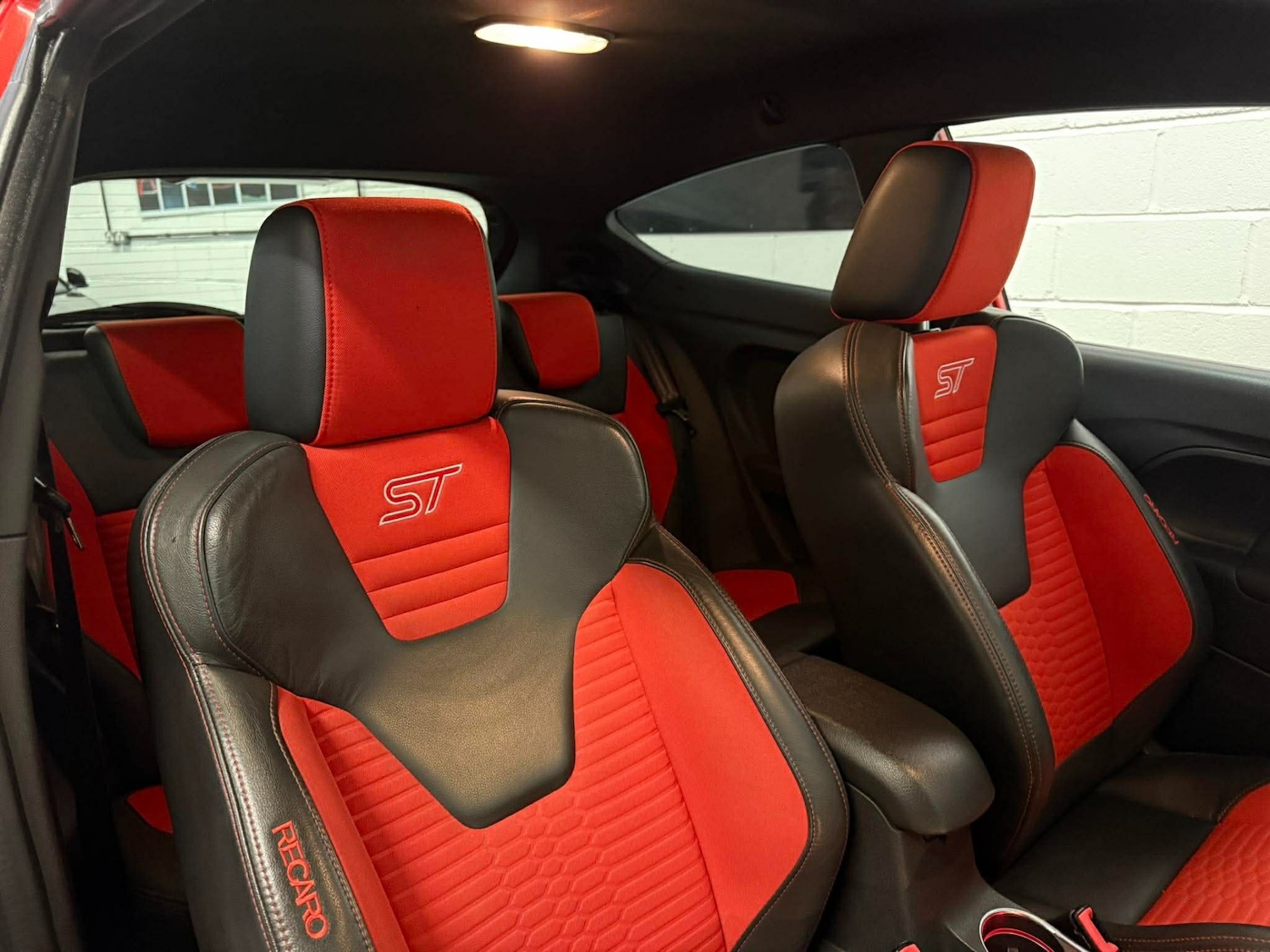 Used Ford Fiesta 2015 for sale - 77694549: Photo 2