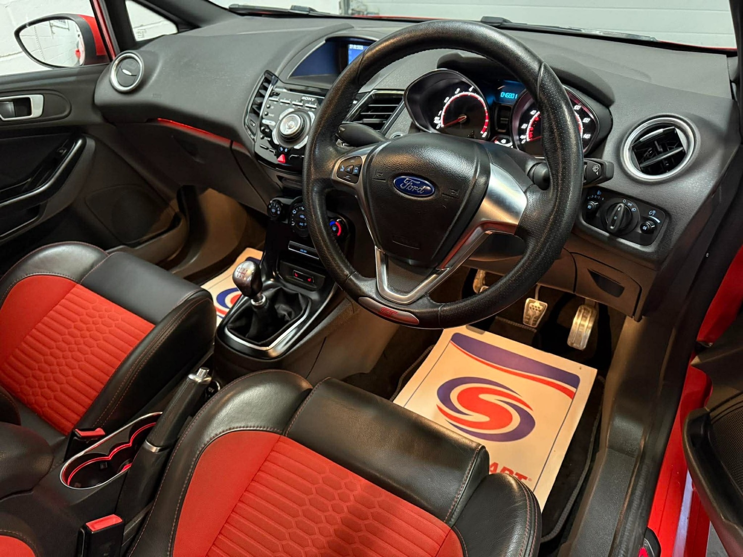 Used Ford Fiesta 2015 for sale - 77694549: Photo 8