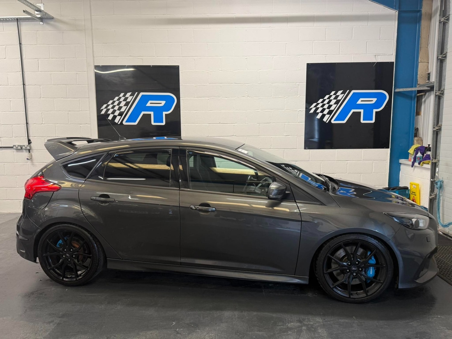 Used Ford Focus 2017 for sale - 77989174: Photo 3