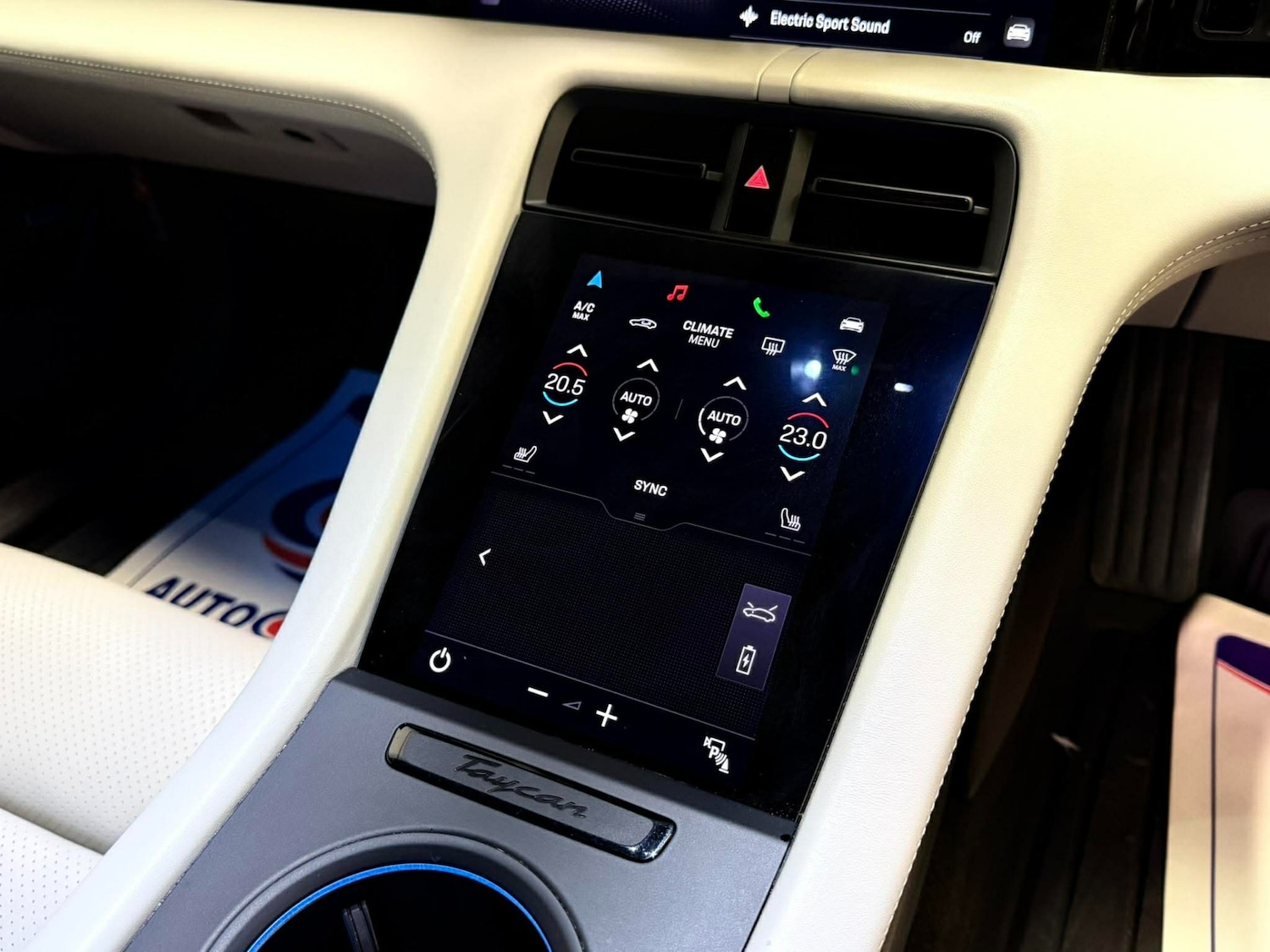 Used Porsche Taycan 2022 for sale - 78217865: Photo 12