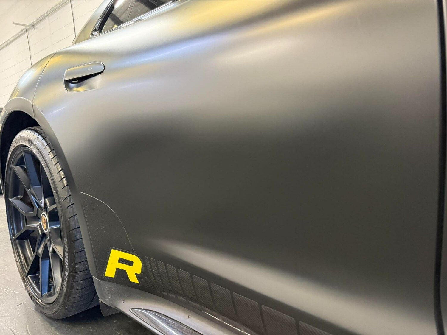 Used Porsche Taycan 2022 for sale - 78217865: Photo 17