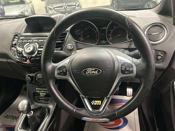 Used Ford Fiesta 2015 for sale - 75644311: Photo 12