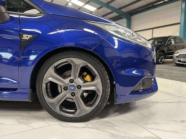 Used Ford Fiesta 2015 for sale - 75644311: Photo 13