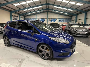 Used Ford Fiesta 2015 for sale - 75644311: Photo