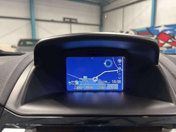 Used Ford Fiesta 2015 for sale - 75644311: Photo 2