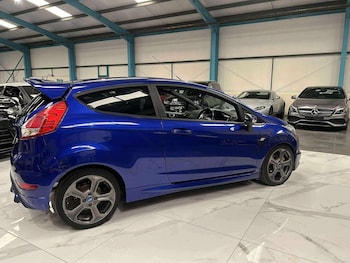 Used Ford Fiesta 2015 for sale - 75644311: Photo