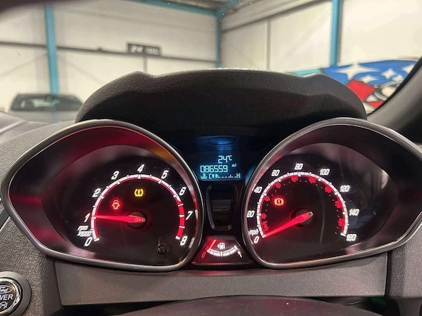 Used Ford Fiesta 2015 for sale - 75644311: Photo 6