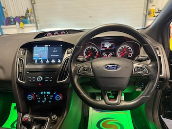 Used Ford Focus 2017 for sale - 77704259: Photo