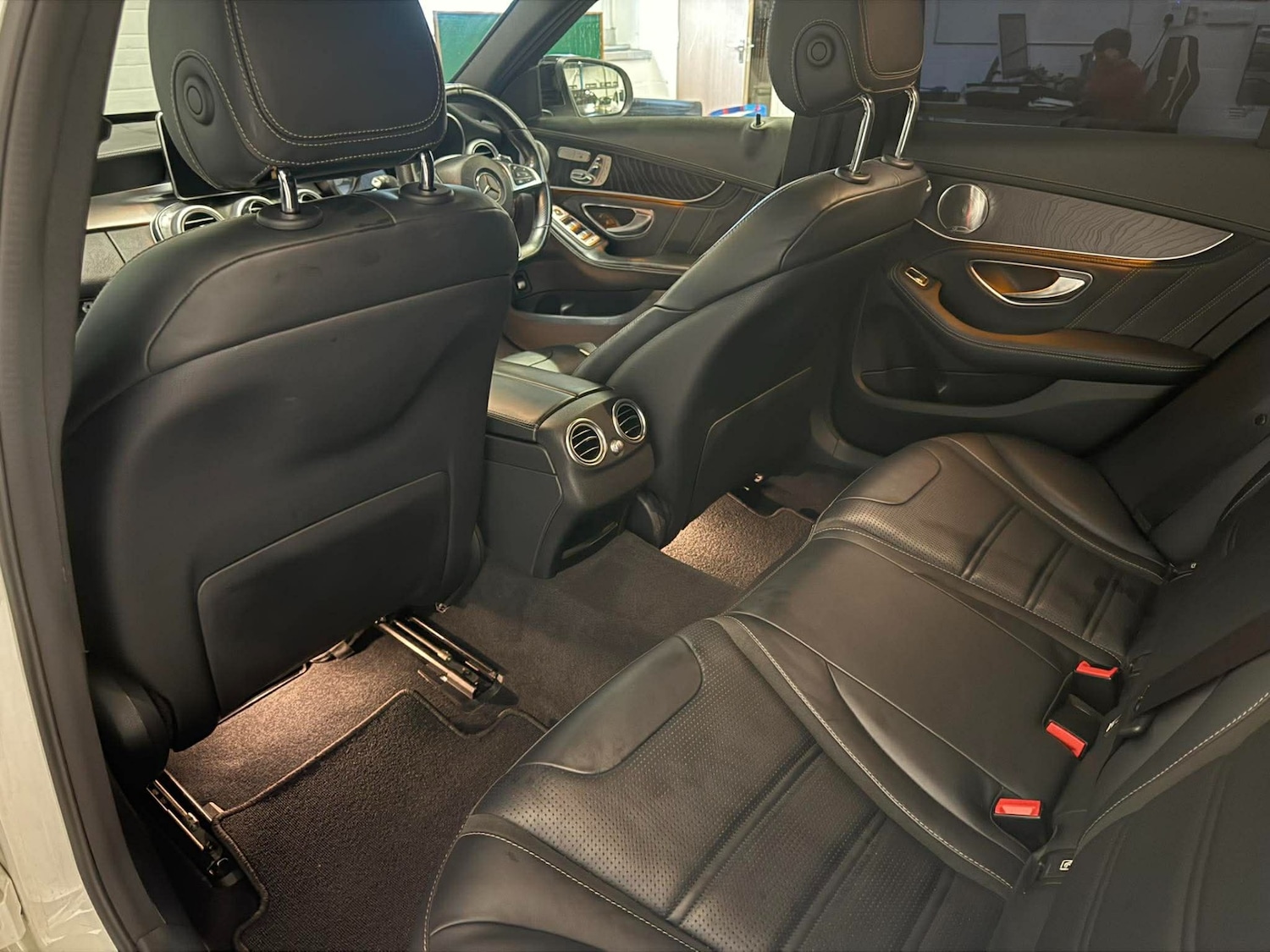 Used Mercedes-Benz C Class 2016 for sale - 77991917: Photo 14