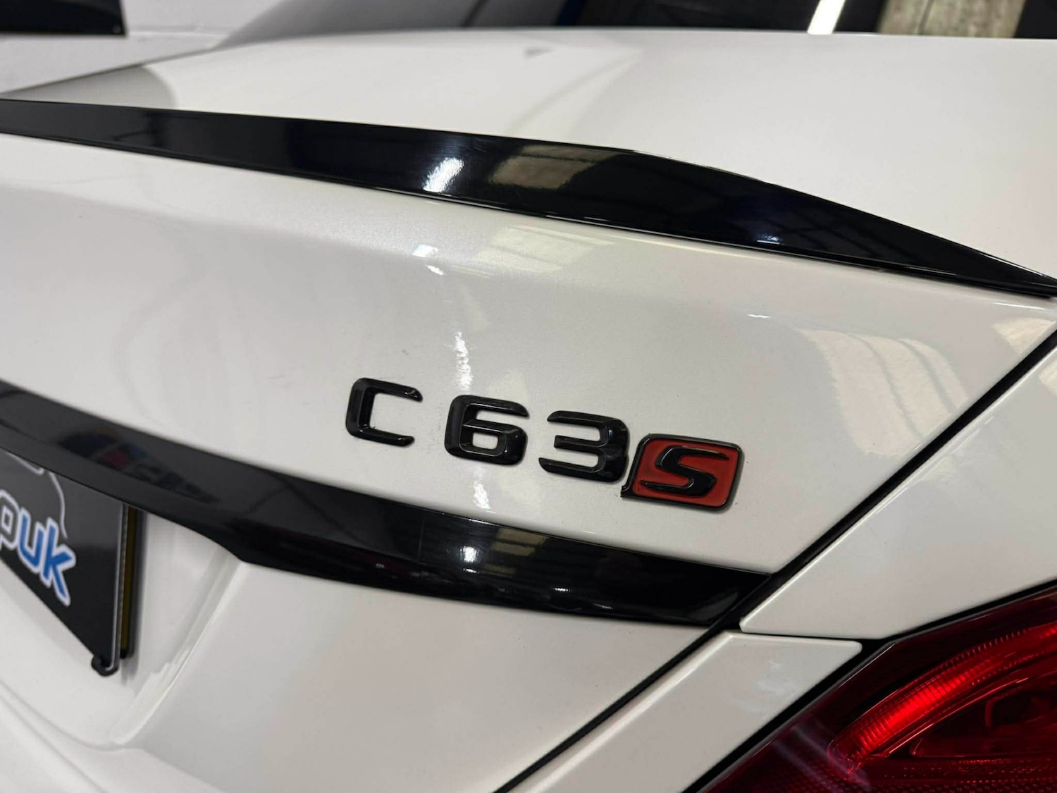 Used Mercedes-Benz C Class 2016 for sale - 77991917: Photo 2