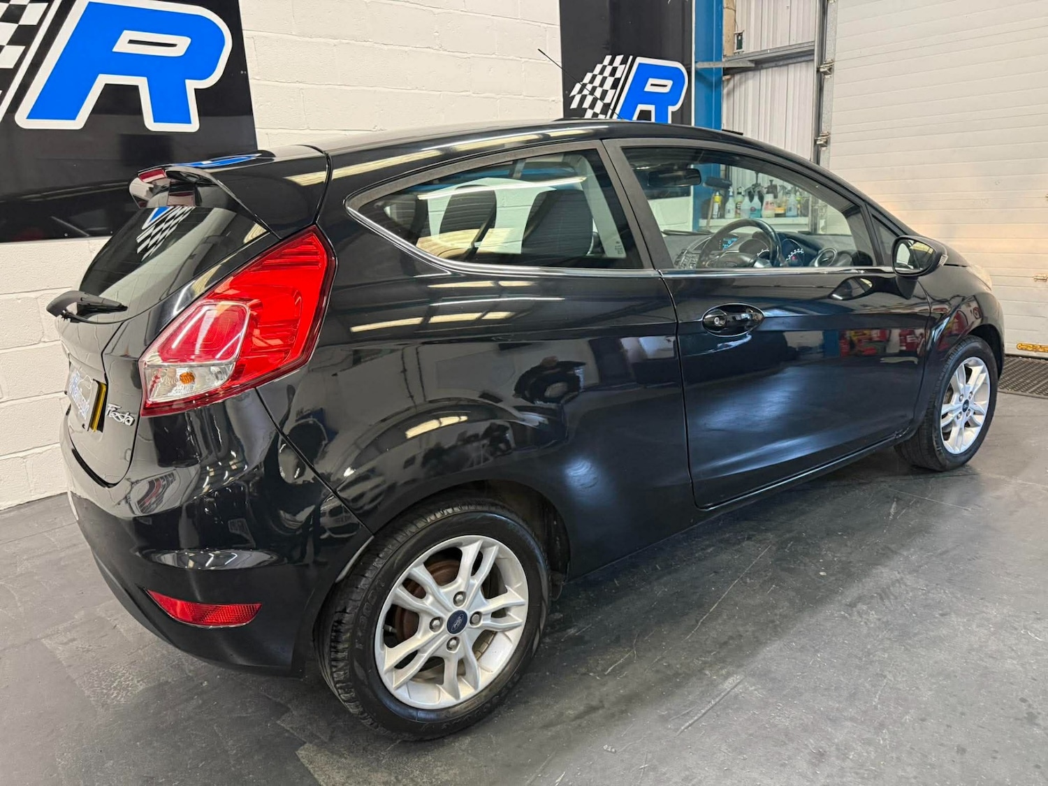 Used Ford Fiesta 2015 for sale - 78219475: Photo 4