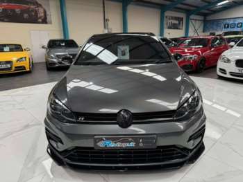 Used Volkswagen Golf 2019 for sale - 74757679: Photo