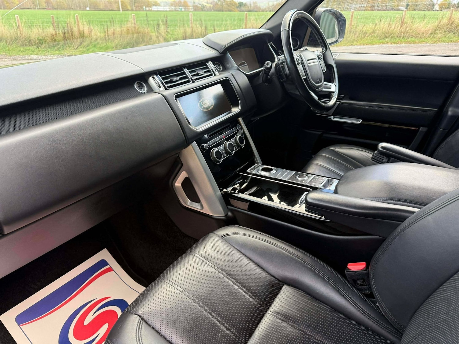 Used Land Rover Range Rover 2017 for sale - 76697279: Photo 8