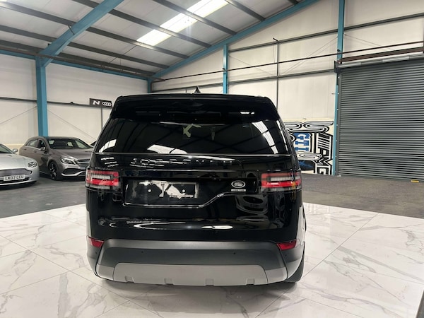 Used Land Rover Discovery 2017 for sale - 75643892: Photo 15