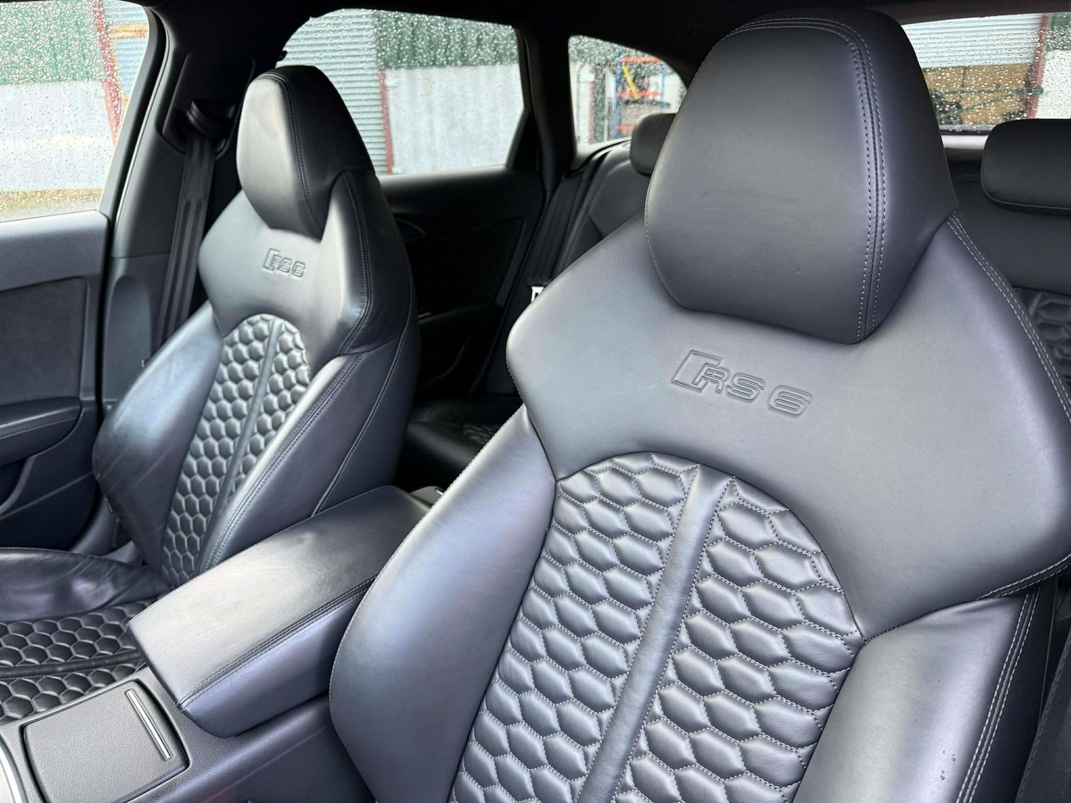 Used Audi RS6 2017 for sale - 76615659: Photo 15